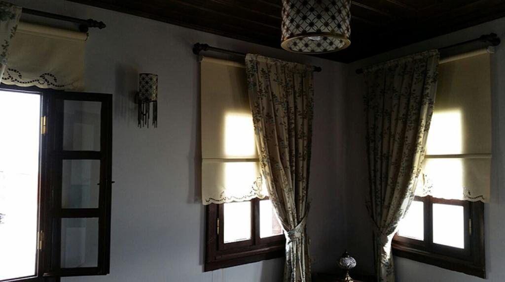 Faik Bey Konagi Bed and Breakfast Golyazi Eksteriør billede